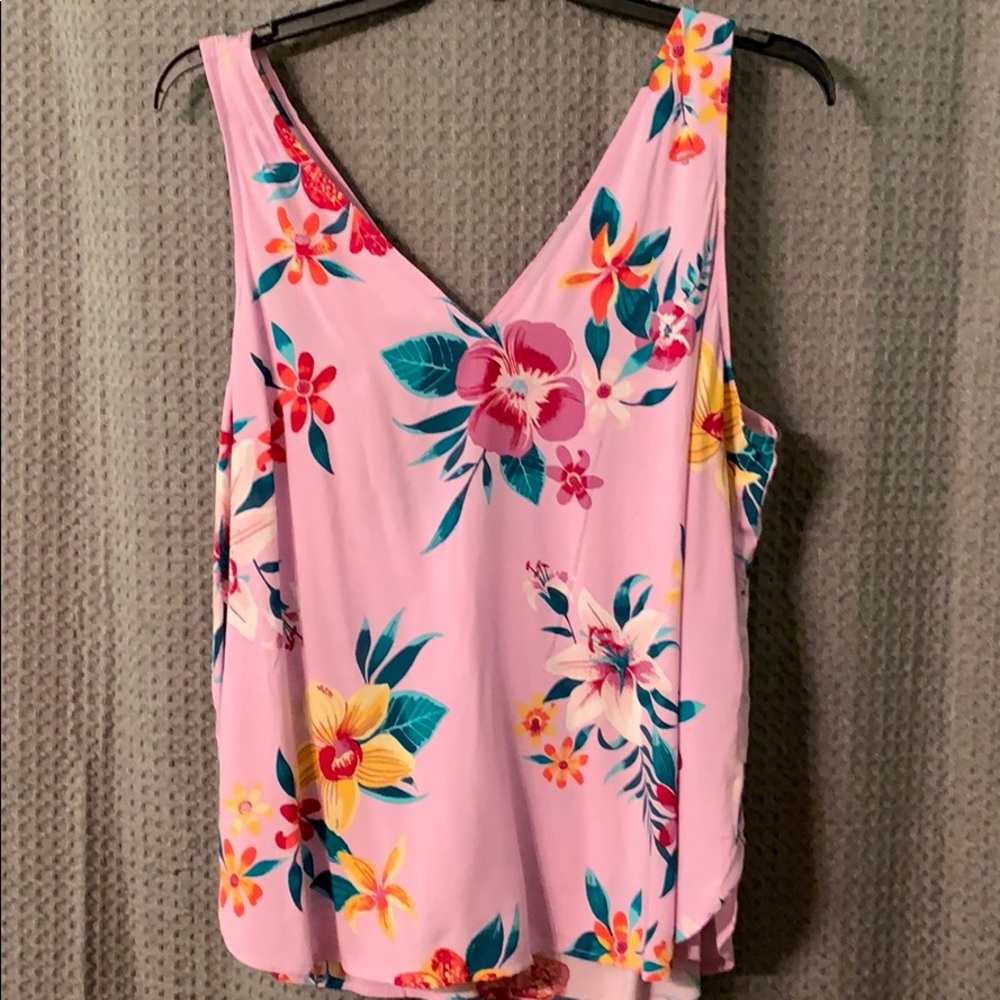 Old navy sleeveless v neck